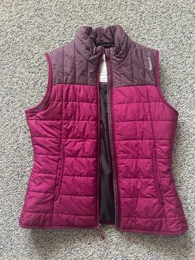 Reebok puffer vest, size medium